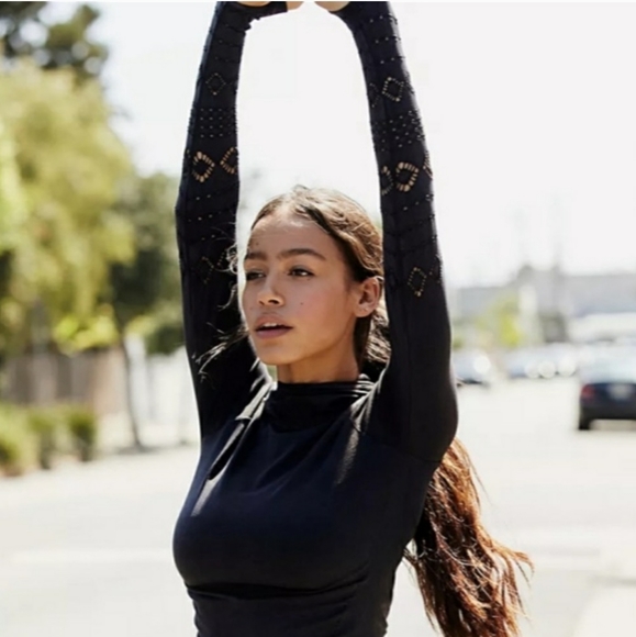 Free People Movement Good Karma Hoodie Black XS / S - Picture 5 of 13